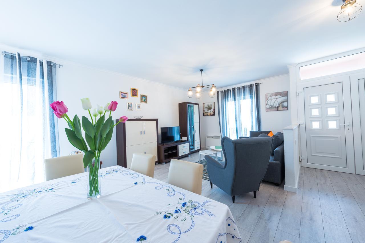 Apartment Semes 챠브타트 외부 사진